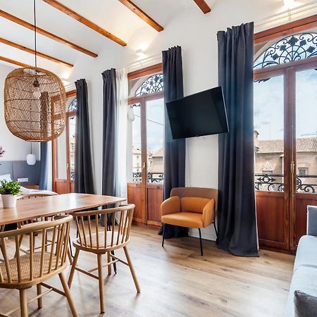 Puerto Beach Suites Валенсия Экстерьер фото