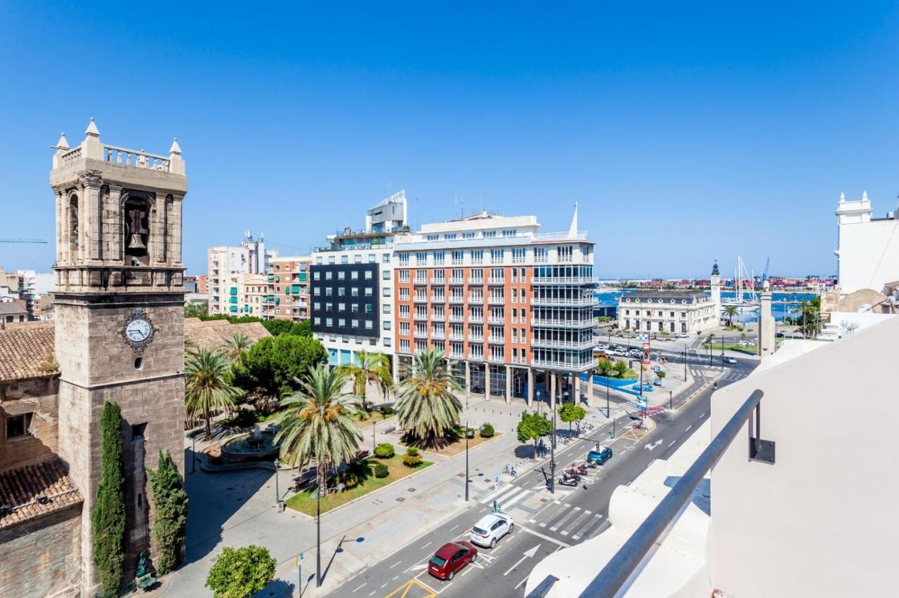 Puerto Beach Suites Валенсия Экстерьер фото
