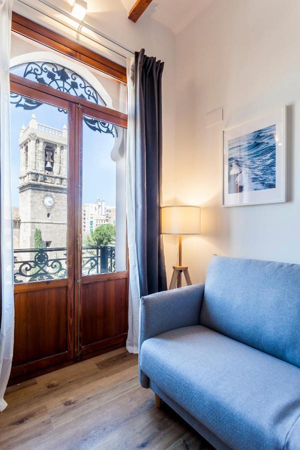 Puerto Beach Suites Валенсия Экстерьер фото