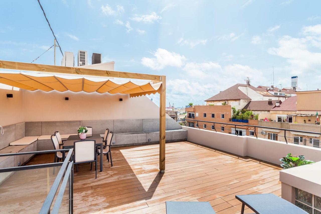 Puerto Beach Suites Валенсия Экстерьер фото