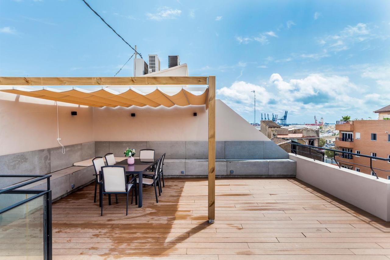 Puerto Beach Suites Валенсия Экстерьер фото