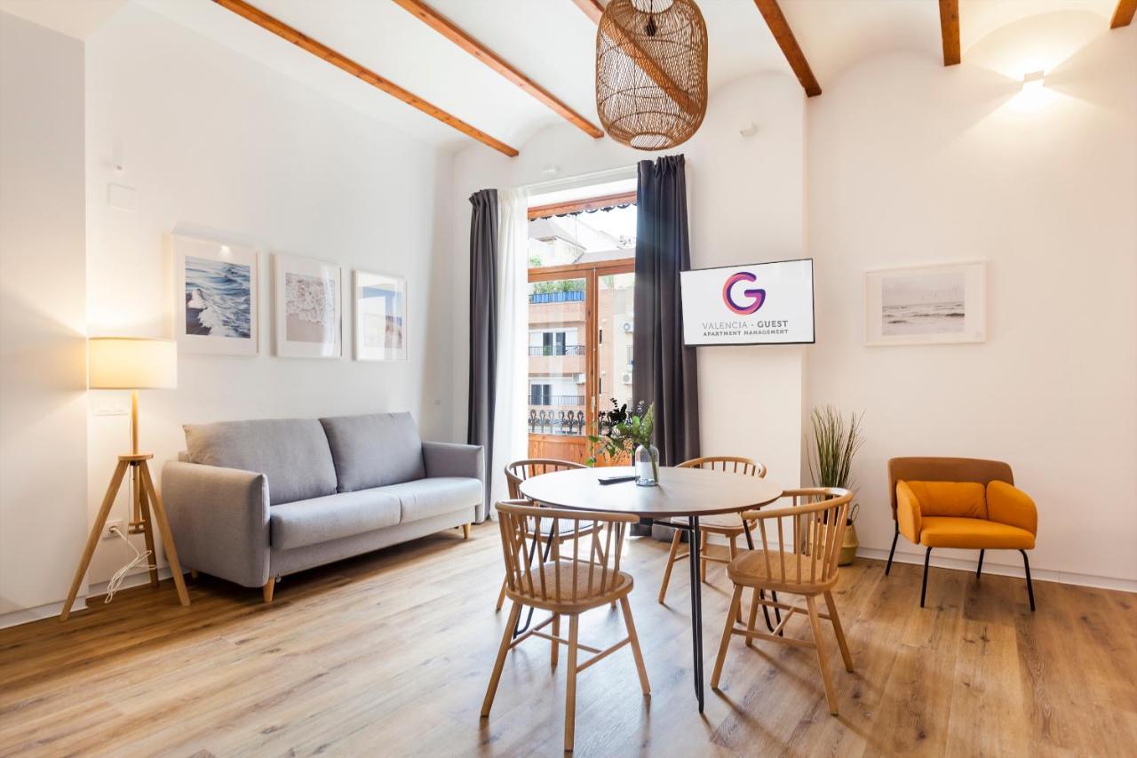 Puerto Beach Suites Валенсия Экстерьер фото