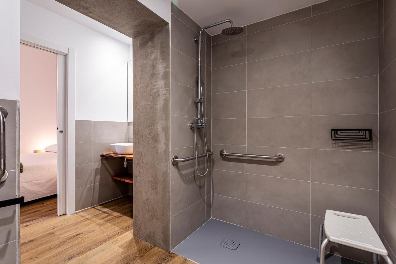 Puerto Beach Suites Валенсия Экстерьер фото
